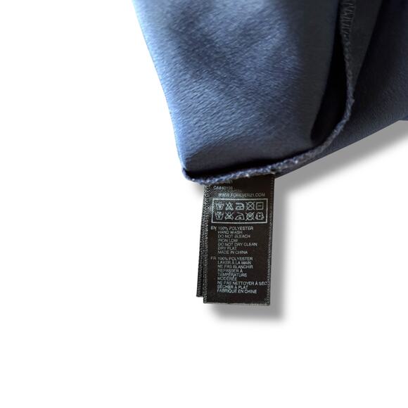 Forever 21 Plus Size 1X Blue Geometric Peplum Blouse - Picture 4 of 8